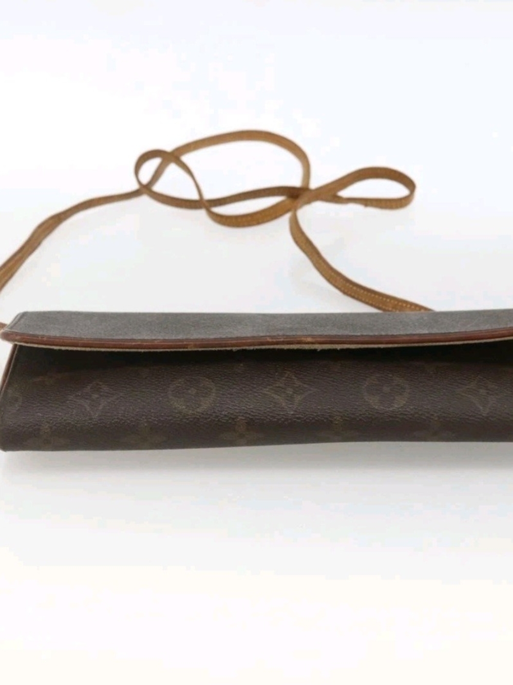 Louis Vuitton Monogram Canvas Clutch Wallet - Classic Monogram - Picture 14 of 16